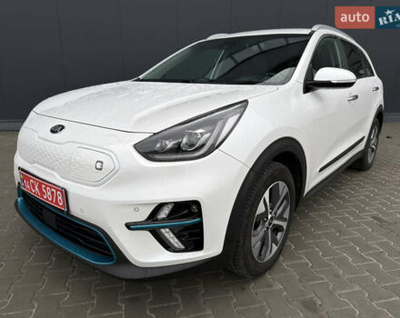 Белый Киа Niro, объемом двигателя 0 л и пробегом 51 тыс. км за 24200 $, фото 2 на Automoto.ua