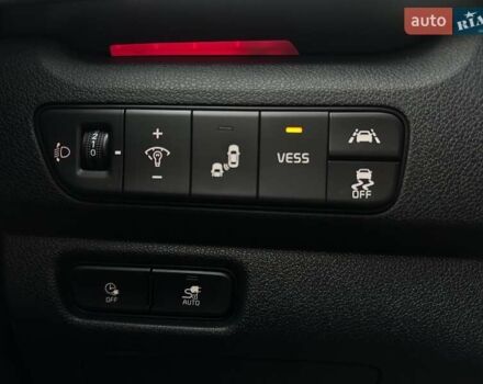 Білий Кіа Niro, об'ємом двигуна 0 л та пробігом 35 тис. км за 24400 $, фото 9 на Automoto.ua