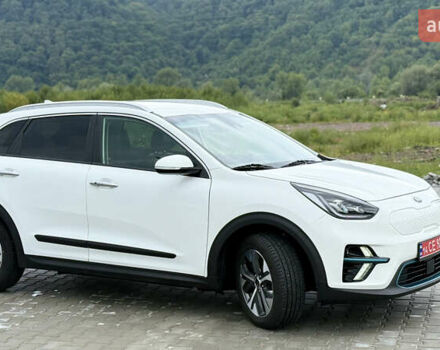 Белый Киа Niro, объемом двигателя 0 л и пробегом 63 тыс. км за 20500 $, фото 23 на Automoto.ua
