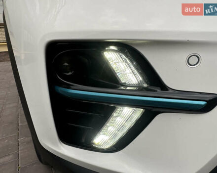 Белый Киа Niro, объемом двигателя 0 л и пробегом 122 тыс. км за 17999 $, фото 19 на Automoto.ua