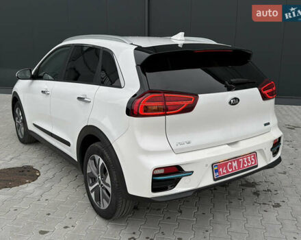 Белый Киа Niro, объемом двигателя 0 л и пробегом 39 тыс. км за 23400 $, фото 89 на Automoto.ua