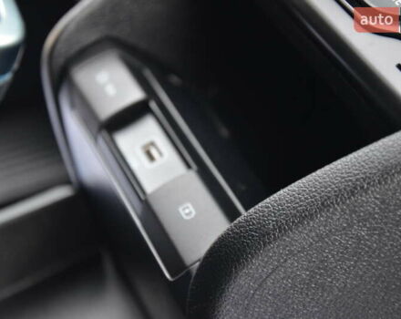 Белый Киа Niro, объемом двигателя 0 л и пробегом 73 тыс. км за 19548 $, фото 64 на Automoto.ua