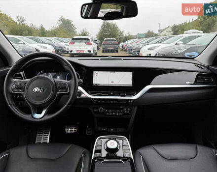 Белый Киа Niro, объемом двигателя 0 л и пробегом 54 тыс. км за 24700 $, фото 3 на Automoto.ua