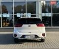 Білий Кіа Niro, об'ємом двигуна 1.58 л та пробігом 17 тис. км за 25900 $, фото 3 на Automoto.ua