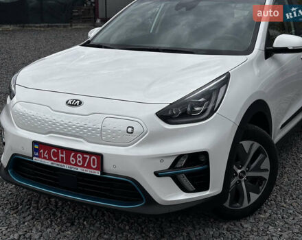 Белый Киа Niro, объемом двигателя 0 л и пробегом 48 тыс. км за 24350 $, фото 7 на Automoto.ua
