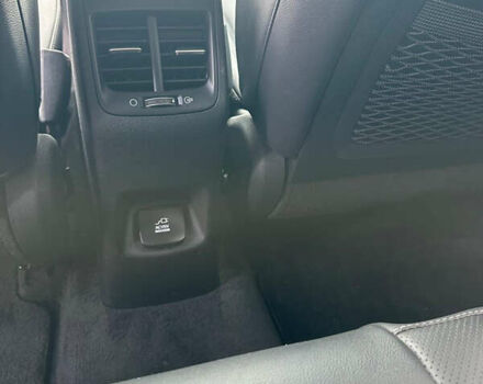 Белый Киа Niro, объемом двигателя 1.6 л и пробегом 40 тыс. км за 25150 $, фото 26 на Automoto.ua