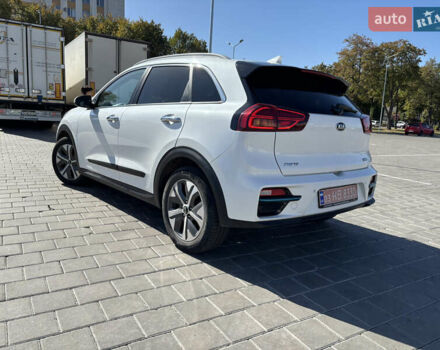 Белый Киа Niro, объемом двигателя 0 л и пробегом 80 тыс. км за 22319 $, фото 5 на Automoto.ua