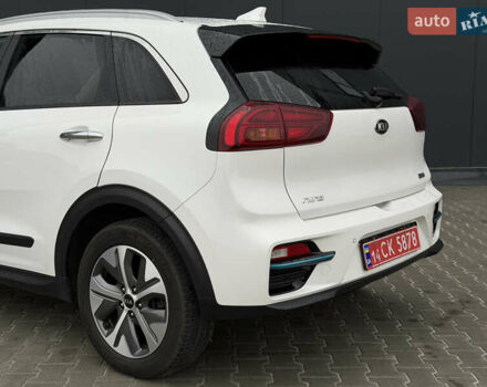 Белый Киа Niro, объемом двигателя 0 л и пробегом 51 тыс. км за 24200 $, фото 90 на Automoto.ua