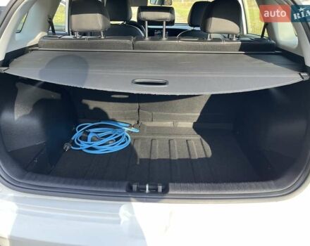 Белый Киа Niro, объемом двигателя 0 л и пробегом 96 тыс. км за 16800 $, фото 59 на Automoto.ua