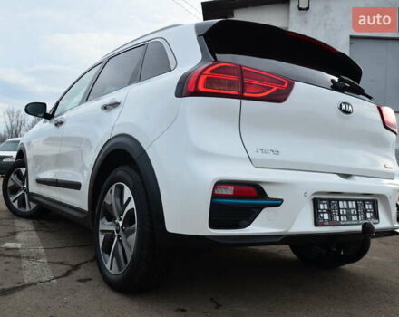 Белый Киа Niro, объемом двигателя 0 л и пробегом 73 тыс. км за 19548 $, фото 26 на Automoto.ua