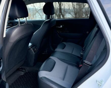 Білий Кіа Niro, об'ємом двигуна 0 л та пробігом 68 тис. км за 21400 $, фото 6 на Automoto.ua
