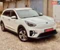 Белый Киа Niro, объемом двигателя 0 л и пробегом 164 тыс. км за 17750 $, фото 5 на Automoto.ua