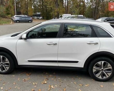Белый Киа Niro, объемом двигателя 0 л и пробегом 63 тыс. км за 22500 $, фото 17 на Automoto.ua