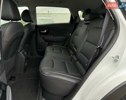 Белый Киа Niro, объемом двигателя 0 л и пробегом 54 тыс. км за 24700 $, фото 90 на Automoto.ua