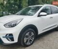 Білий Кіа Niro, об'ємом двигуна 0 л та пробігом 75 тис. км за 19700 $, фото 56 на Automoto.ua