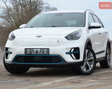 Белый Киа Niro, объемом двигателя 0 л и пробегом 73 тыс. км за 19548 $, фото 11 на Automoto.ua