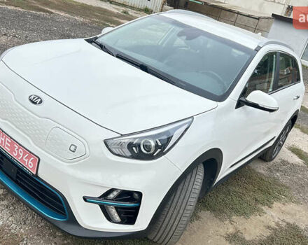 Белый Киа Niro, объемом двигателя 0 л и пробегом 141 тыс. км за 19300 $, фото 7 на Automoto.ua
