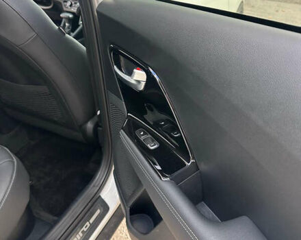 Белый Киа Niro, объемом двигателя 1.6 л и пробегом 40 тыс. км за 25150 $, фото 25 на Automoto.ua