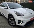 Белый Киа Niro, объемом двигателя 0 л и пробегом 149 тыс. км за 17499 $, фото 2 на Automoto.ua