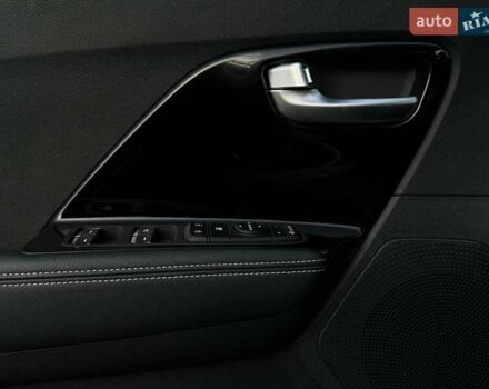 Белый Киа Niro, объемом двигателя 0 л и пробегом 59 тыс. км за 22800 $, фото 27 на Automoto.ua