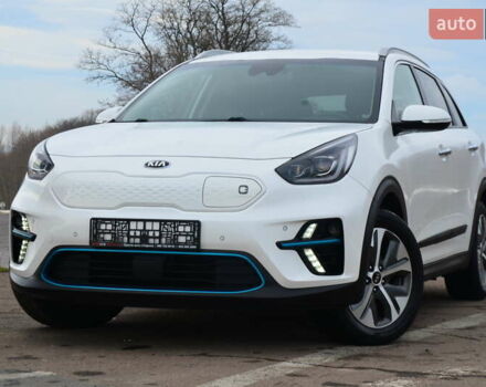 Белый Киа Niro, объемом двигателя 0 л и пробегом 73 тыс. км за 19548 $, фото 15 на Automoto.ua