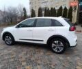 Белый Киа Niro, объемом двигателя 0 л и пробегом 34 тыс. км за 19999 $, фото 5 на Automoto.ua