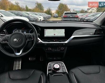 Белый Киа Niro, объемом двигателя 0 л и пробегом 62 тыс. км за 23500 $, фото 72 на Automoto.ua