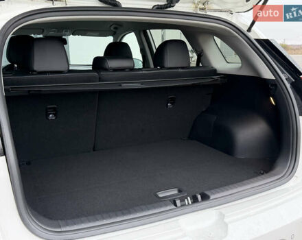 Белый Киа Niro, объемом двигателя 0 л и пробегом 51 тыс. км за 24200 $, фото 98 на Automoto.ua