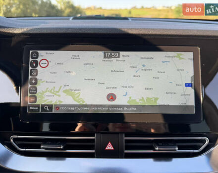 Білий Кіа Niro, об'ємом двигуна 0 л та пробігом 107 тис. км за 20900 $, фото 48 на Automoto.ua