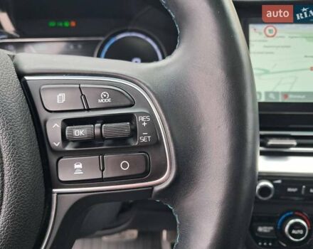 Белый Киа Niro, объемом двигателя 0 л и пробегом 90 тыс. км за 20850 $, фото 31 на Automoto.ua
