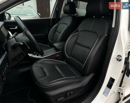 Белый Киа Niro, объемом двигателя 0 л и пробегом 38 тыс. км за 24700 $, фото 1 на Automoto.ua