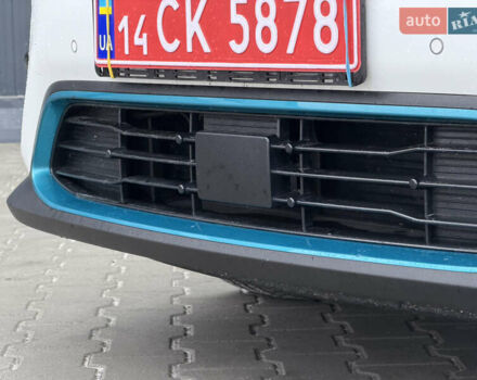 Белый Киа Niro, объемом двигателя 0 л и пробегом 51 тыс. км за 24200 $, фото 10 на Automoto.ua