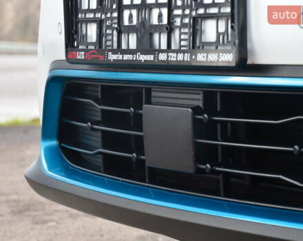 Белый Киа Niro, объемом двигателя 0 л и пробегом 73 тыс. км за 19548 $, фото 6 на Automoto.ua