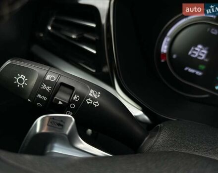 Білий Кіа Niro, об'ємом двигуна 0 л та пробігом 35 тис. км за 24400 $, фото 55 на Automoto.ua