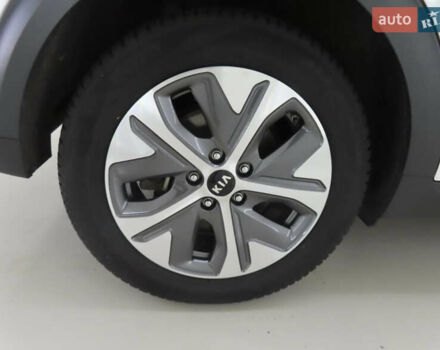 Белый Киа Niro, объемом двигателя 0 л и пробегом 150 тыс. км за 18299 $, фото 42 на Automoto.ua