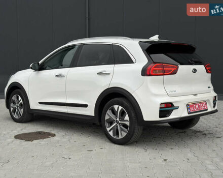Белый Киа Niro, объемом двигателя 0 л и пробегом 39 тыс. км за 23400 $, фото 86 на Automoto.ua