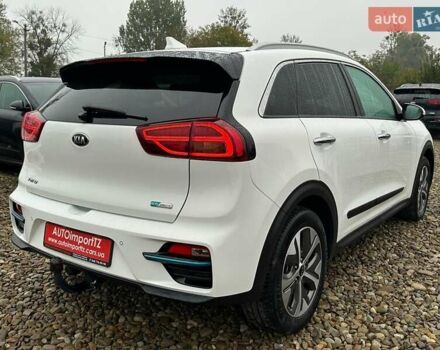 Белый Киа Niro, объемом двигателя 0 л и пробегом 56 тыс. км за 23400 $, фото 20 на Automoto.ua