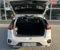 Білий Кіа Niro, об'ємом двигуна 1.58 л та пробігом 17 тис. км за 25900 $, фото 4 на Automoto.ua