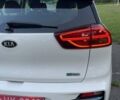 Білий Кіа Niro, об'ємом двигуна 0 л та пробігом 94 тис. км за 16550 $, фото 18 на Automoto.ua