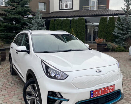 Белый Киа Niro, объемом двигателя 0 л и пробегом 150 тыс. км за 18299 $, фото 5 на Automoto.ua
