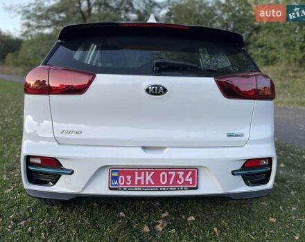 Белый Киа Niro, объемом двигателя 0 л и пробегом 95 тыс. км за 16500 $, фото 10 на Automoto.ua