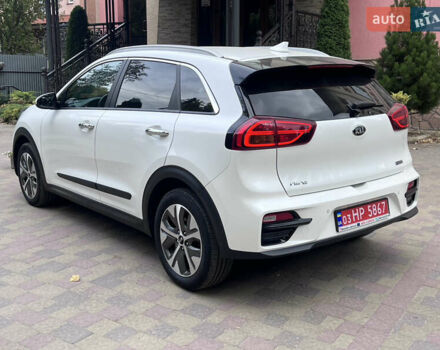 Белый Киа Niro, объемом двигателя 0 л и пробегом 92 тыс. км за 19800 $, фото 9 на Automoto.ua