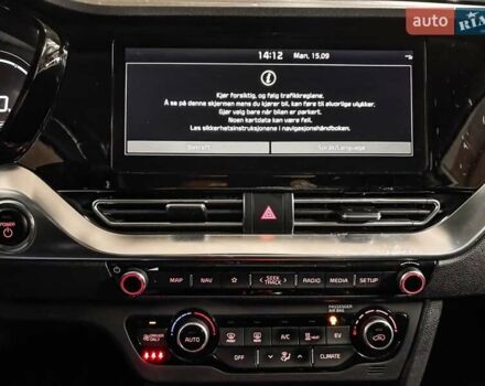 Белый Киа Niro, объемом двигателя 0 л и пробегом 129 тыс. км за 20032 $, фото 17 на Automoto.ua