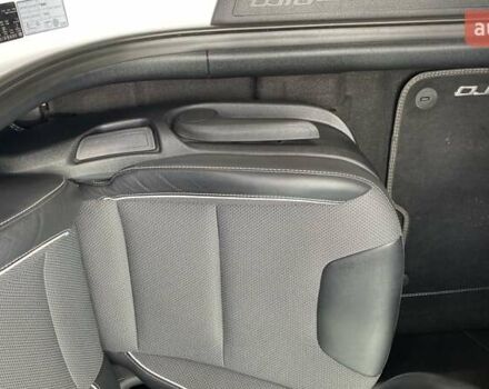 Белый Киа Niro, объемом двигателя 0 л и пробегом 63 тыс. км за 22500 $, фото 20 на Automoto.ua