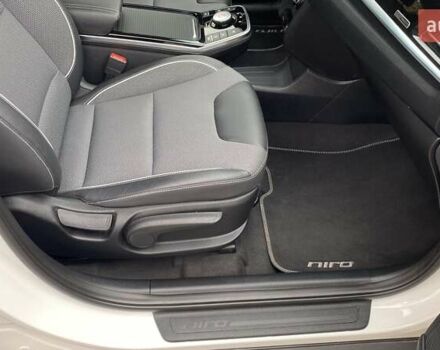 Белый Киа Niro, объемом двигателя 0 л и пробегом 63 тыс. км за 22500 $, фото 30 на Automoto.ua