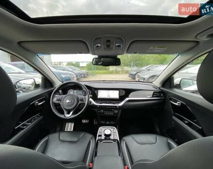 Белый Киа Niro, объемом двигателя 0 л и пробегом 30 тыс. км за 23500 $, фото 40 на Automoto.ua