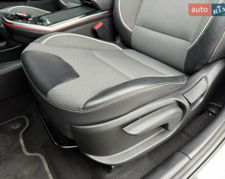 Белый Киа Niro, объемом двигателя 0 л и пробегом 39 тыс. км за 23400 $, фото 18 на Automoto.ua