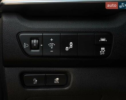 Белый Киа Niro, объемом двигателя 0 л и пробегом 59 тыс. км за 22800 $, фото 29 на Automoto.ua