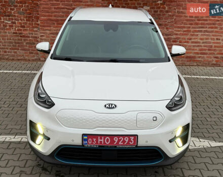 Білий Кіа Niro, об'ємом двигуна 0 л та пробігом 118 тис. км за 20500 $, фото 2 на Automoto.ua