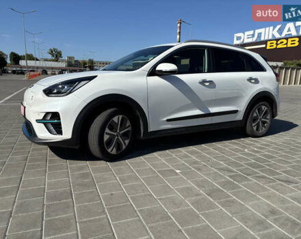 Белый Киа Niro, объемом двигателя 0 л и пробегом 80 тыс. км за 22319 $, фото 8 на Automoto.ua